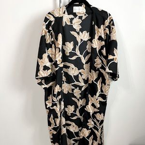 Size s/m robe or beach cover up.